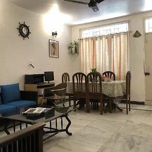 Bed & Breakfast Sailors - C6, Vasant Kunj, New Delhi